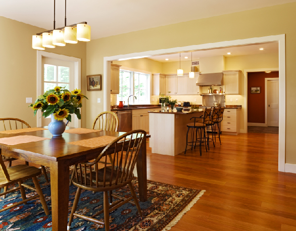 Kitchen & dining leads to screen porch.