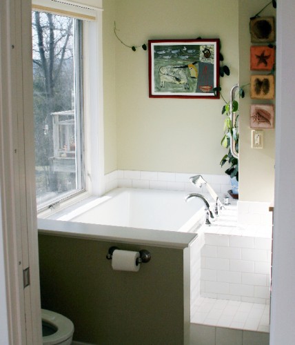 Sunken tub with a view